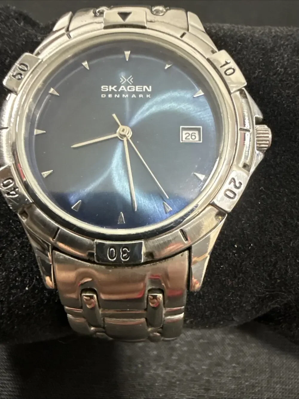 Vintage Skagen Denmark Mens Watch 63LSXN 35mm Case 6.5” Wrist New Battery (G10)